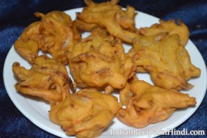 onion bhajiya image, pyaz ki bhajiya, प्याज की भजिया रेसिपी