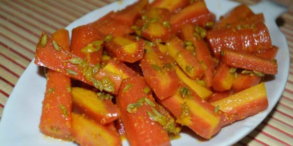 gajar ka instant achar, carrot instant pickle in hindi, गाजर का इंस्टैंट अचार