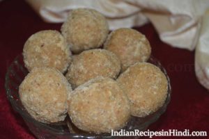 gond ke laddu image, गोंद के लड्डू, gond ladoo recipe in Hindi