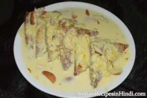 shahi tukda with rabri recipe, shahi tukda hindi, शाही टुकड़ा रबड़ी