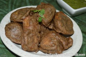 arbi ke pakode in Hindi, अरबी के पकौड़े photo, kuttu arbi pakode vrat recipe