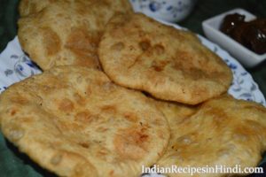 bharwa aloo puri, भरवां आलू पूरी, stuffed aloo puri recipe image, aloo pudi photo